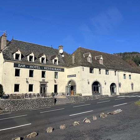Gite-Auberge Du Pont De Lanau Neuvéglise Zewnętrze zdjęcie
