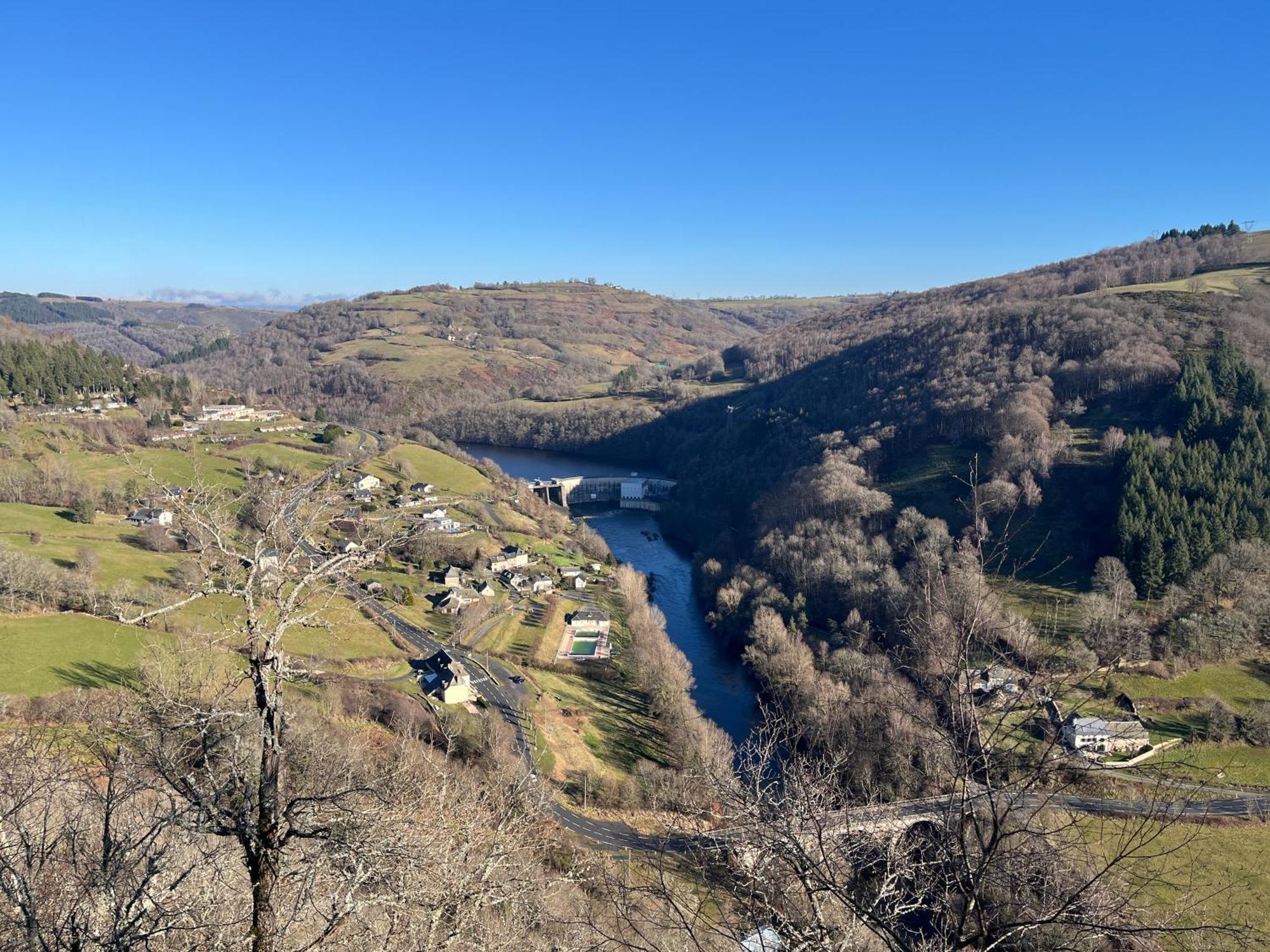 Gite-Auberge Du Pont De Lanau Neuvéglise Zewnętrze zdjęcie